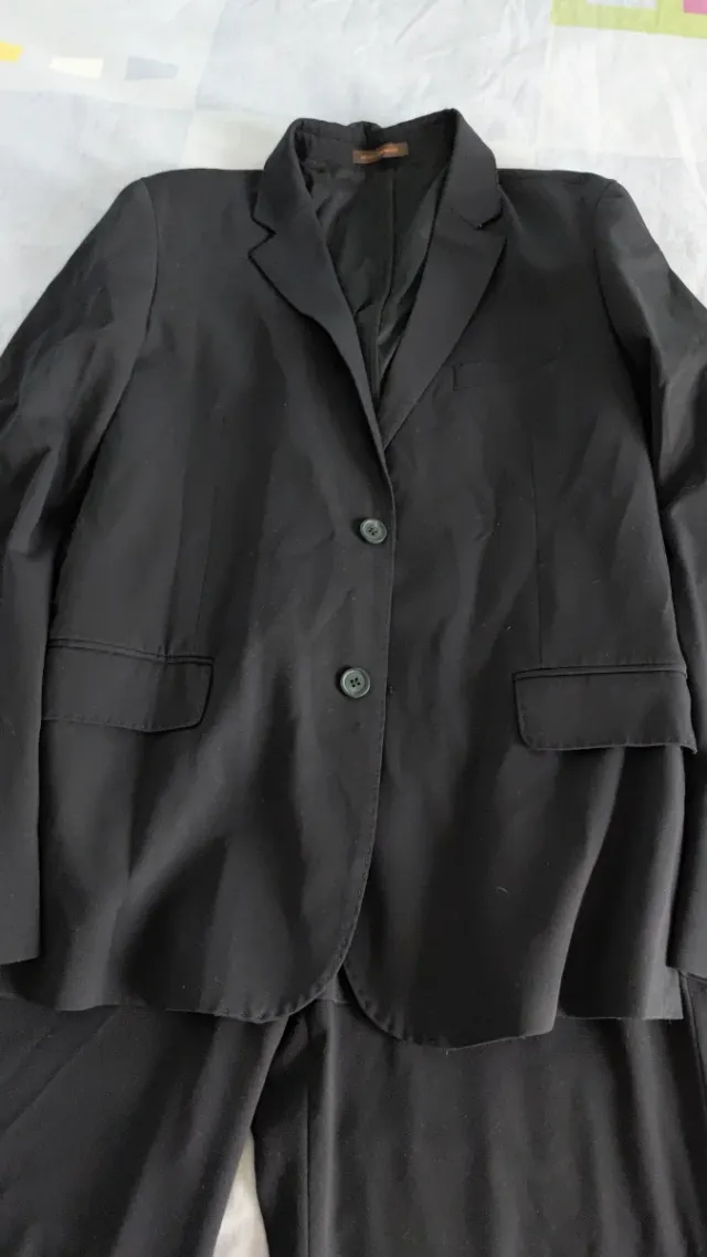 Traje Adolfo Domínguez Negro