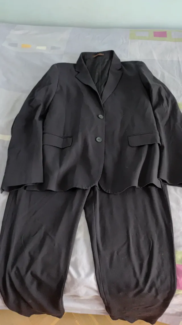 Traje Adolfo Domínguez Negro