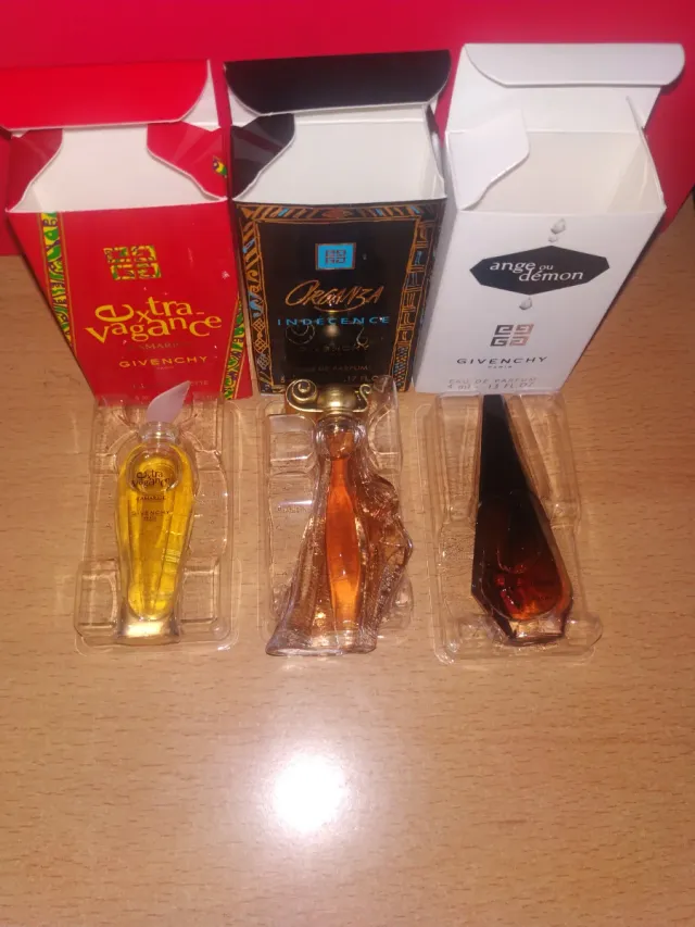 Miniaturas de Perfumes Givenchy (3 uds)