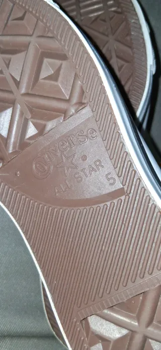 Zapatillas Converse Allstar sin estrenar