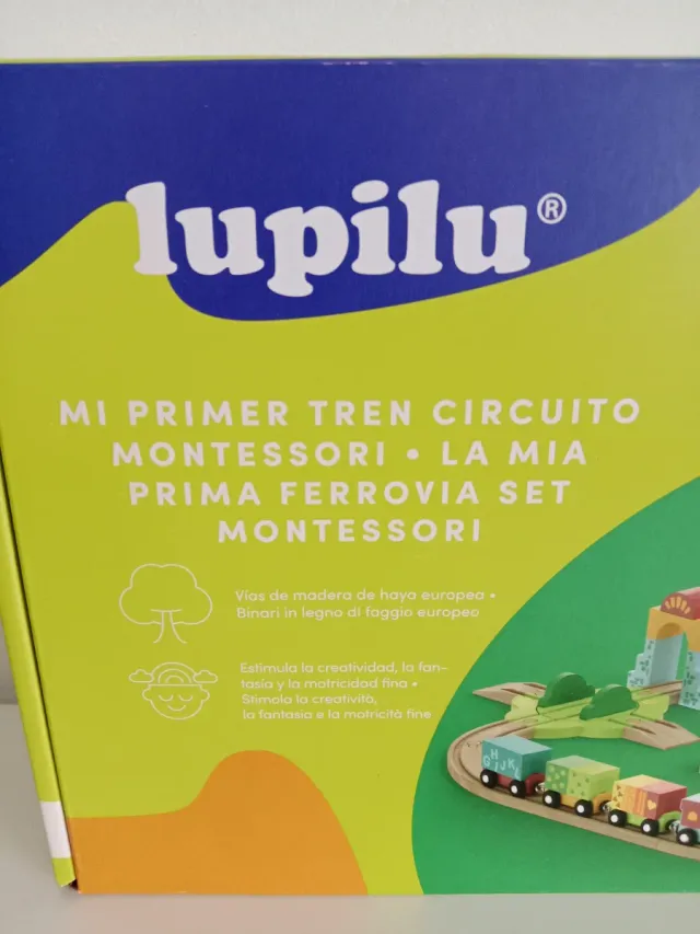 Tren de madera Montessori Lupilu