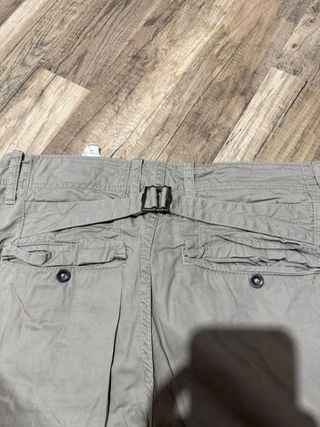 Pantalones chinos beige