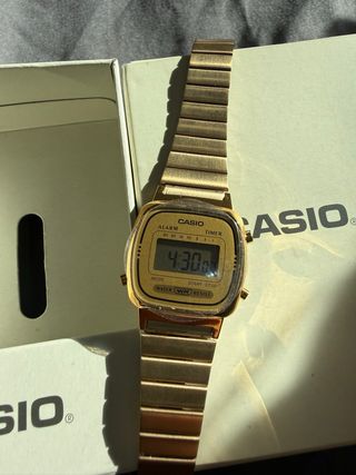 Reloj Casio Dorado Mujer
