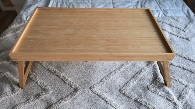 Vassoio per la colazione in bambù Resgods Ikea