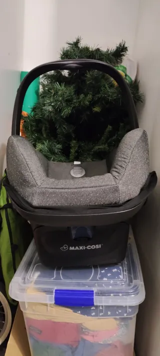 Maxi-Cosi Cabriofix + Base isofix