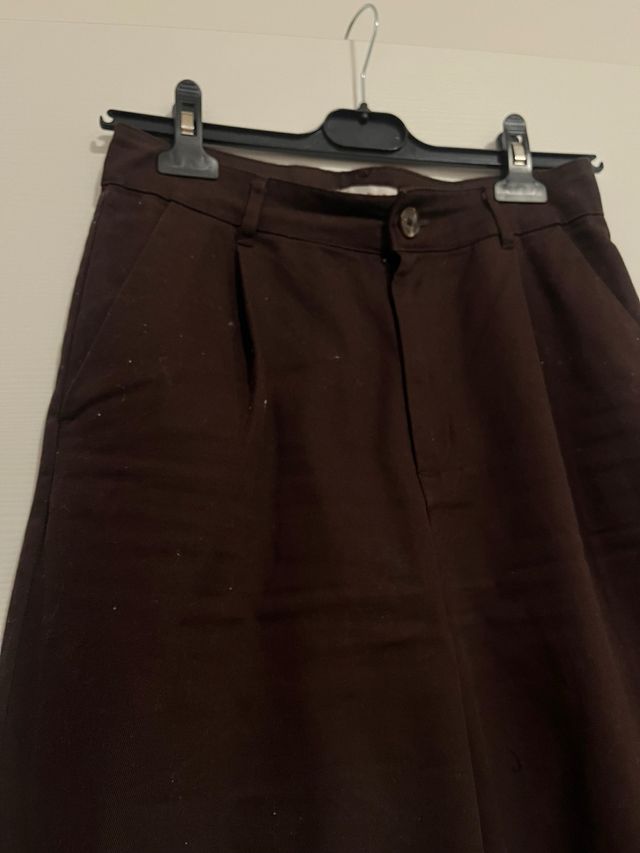 Pantaloni larghi marrone