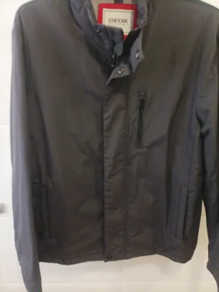 Chaqueta Geox Hombre Talla 52 Gris Oscuro mide.