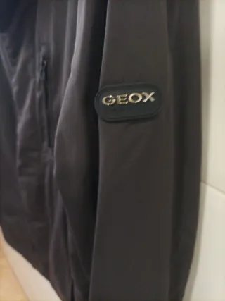Chaqueta Geox Hombre Talla 52 Gris Oscuro mide.