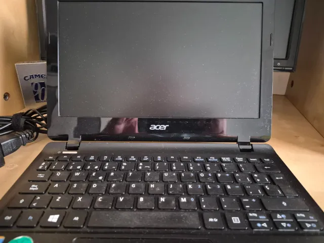 Portátil Acer 11" Negro
