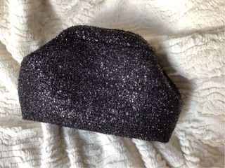Bolso clucth negro brillante