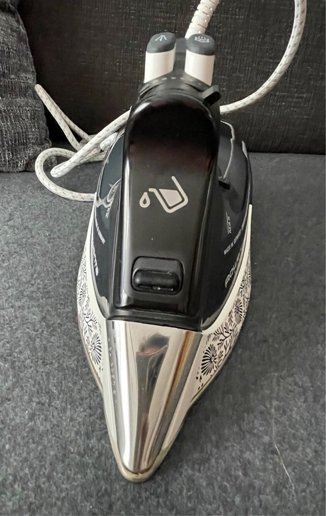 Plancha Rowenta 2750W Diseño Floral