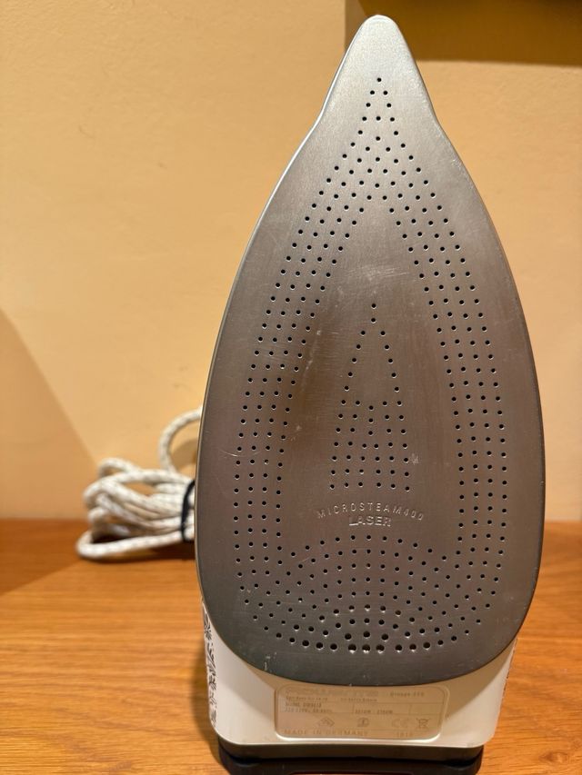 Plancha Rowenta 2750W Diseño Floral