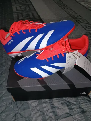 Botas de fútbol Adidas Predator talla 37 1/4