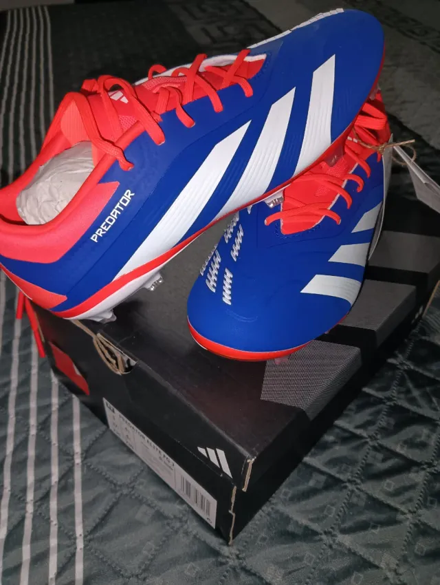 Botas de fútbol Adidas Predator talla 37 1/4 NUEVA