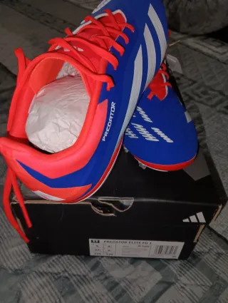 Botas de fútbol Adidas Predator talla 37 1/4