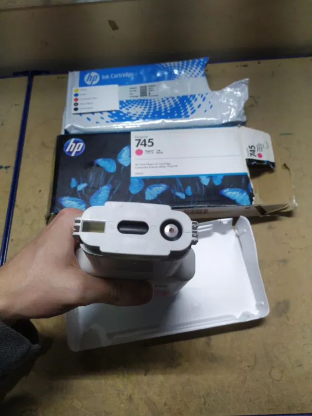 Cartucho de Tinta HP 745 Magenta F9K01A