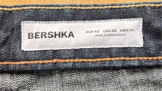 Pantalón tejano Bershka azul ( Nuevos )