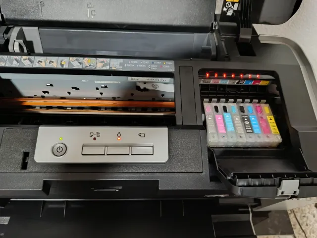 Epson R2880 per riparazione o parti