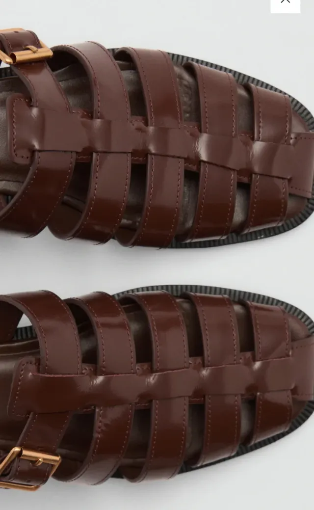 Sandalia cangrejera piel 100% piel (sin estrenar)