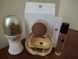 Set Perfume Avon Far Away Roll-On Desodorante