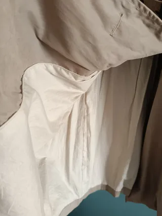 Gabardina Beige Talla 44 cómo nueva
