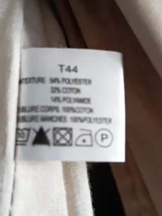 Gabardina Beige Talla 44 cómo nueva