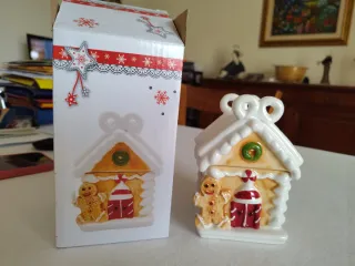 Scatola ceramica decorata Natale.