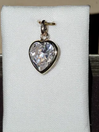 Colgante Corazón Oro 18k Zirconita