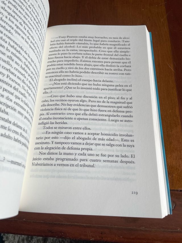 Causa de la muerte: La vida y las muchas muerte...