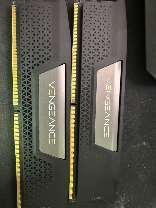 Memória RAM Corsair Vengeance DDR5 6400MHz #540201