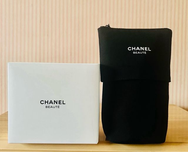CHANEL NECESER EXTENSIBLE / POUCH EXPANDABLE
