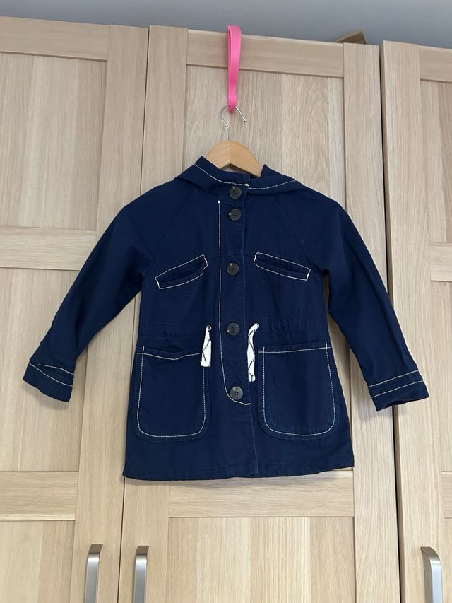 Parka niña azul con capucha