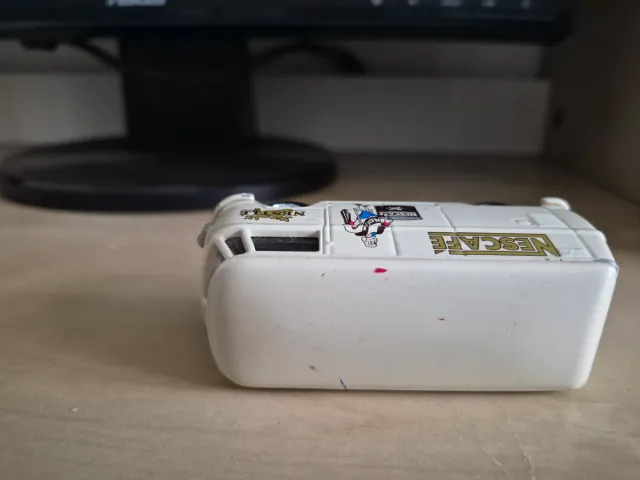 Corgi VW Furgoneta Nescafé 1:48