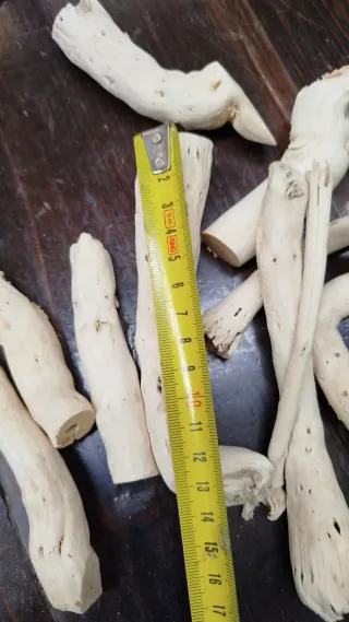 Decorazione cono legno confezione da 60 pezzi