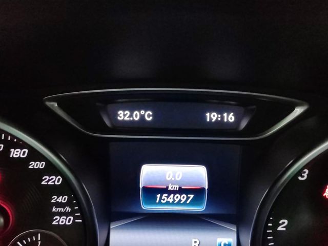 MERCEDES CLA 200 D 136 C.V. SHOTING BREAK