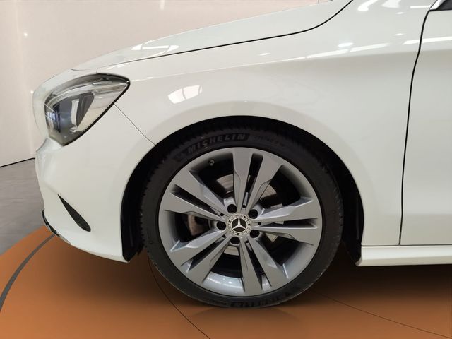 MERCEDES CLA 200 D 136 C.V. SHOTING BREAK