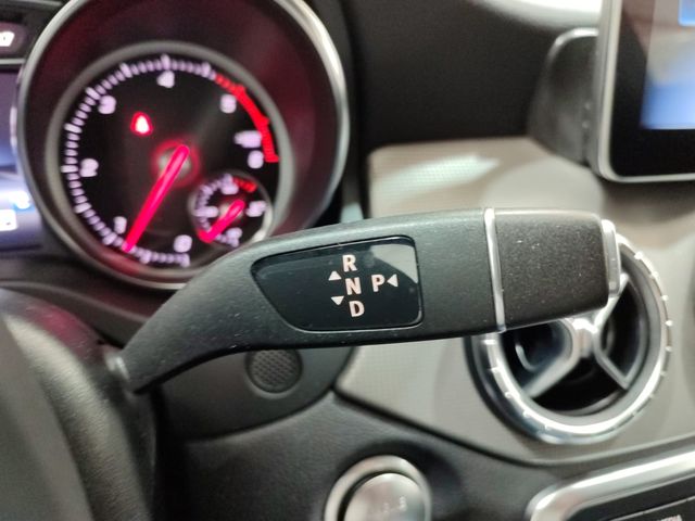 MERCEDES CLA 200 D 136 C.V. SHOTING BREAK