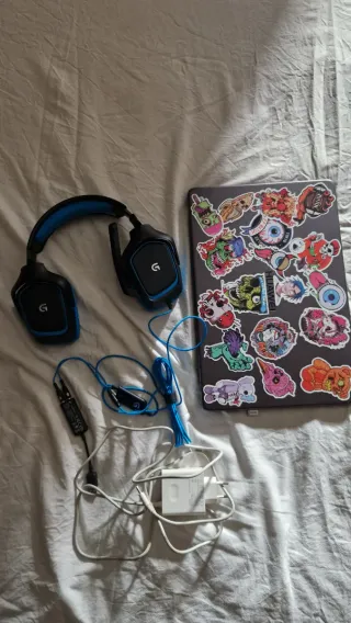 Portatile Huawei + Cuffie + Lettore impronte