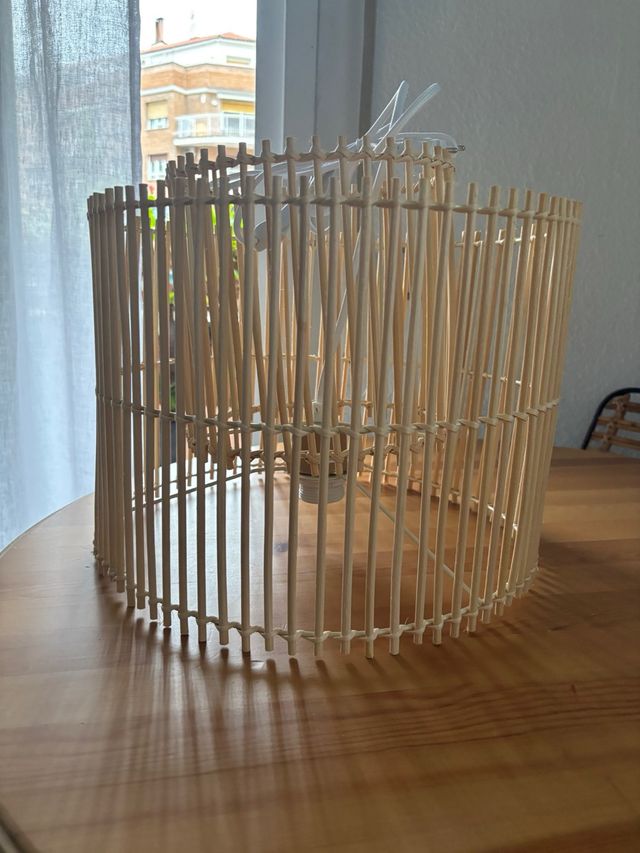 Lampada a sospensione in bambù