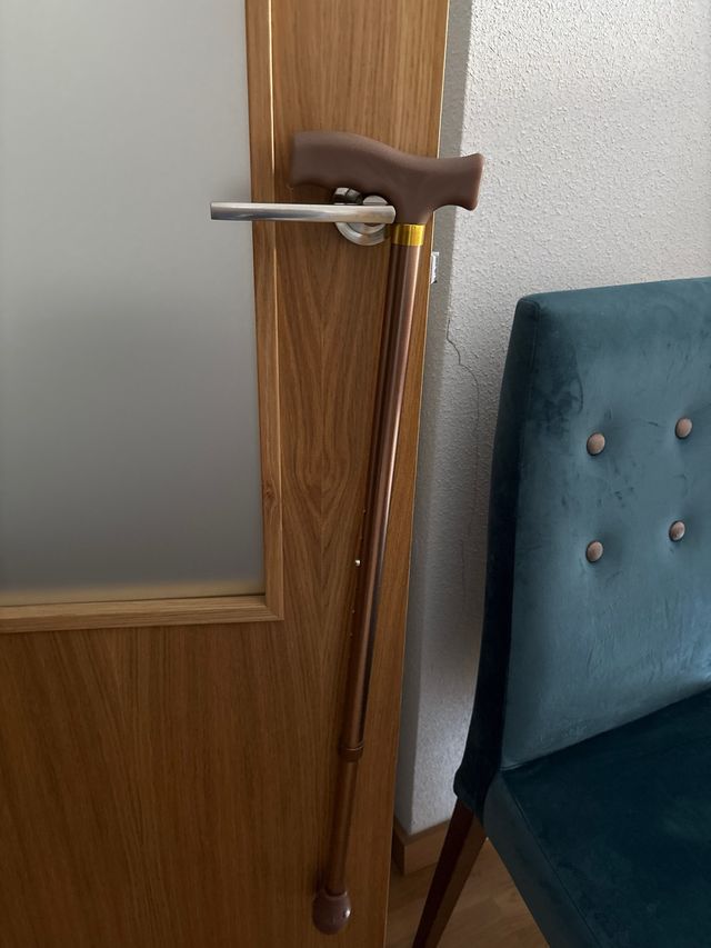 Bastón ajustable en altura