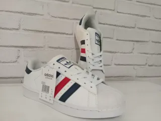 Adidas Superstar Talla 43.5 Azul/Blanco