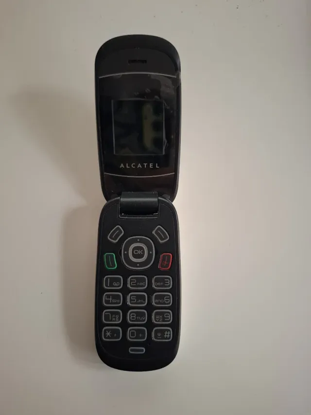 Teléfono Móvil Alcatel Negro