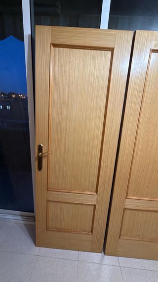 Puertas de madera maciza