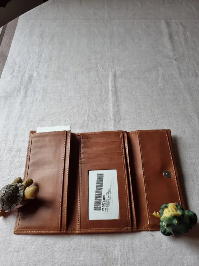 Monedero de señora de piel marrón