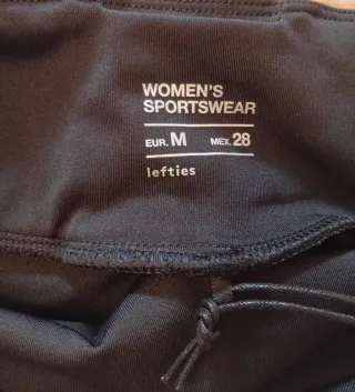 Leggings negros de Lefties