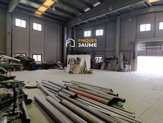 Nave industrial en venta en Alcarràs