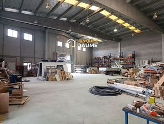 Nave industrial en venta en Alcarràs