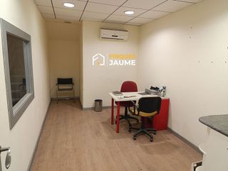 Nave industrial en venta en Alcarràs