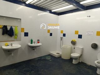 Nave industrial en venta en Alcarràs