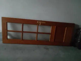 Puerta de madera con 6 cristales